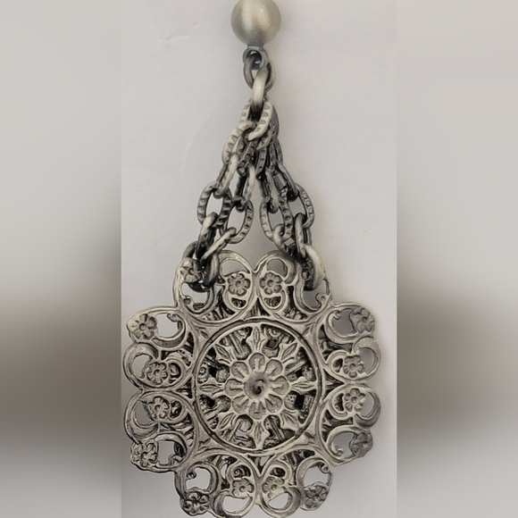 Vintage SIlver Tone Floral Dangle Drop Post Earrings - Picture 4 of 4